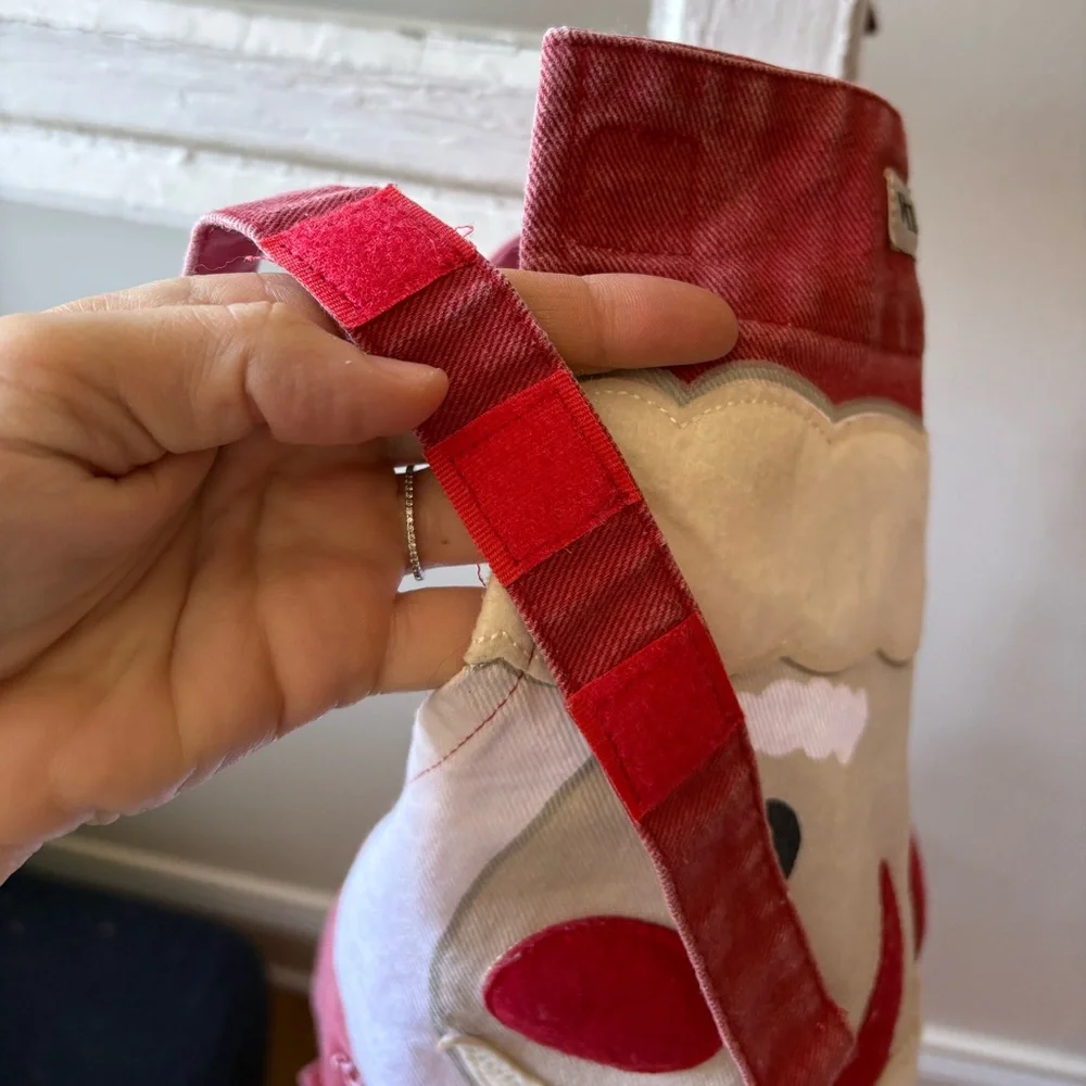 Williams Sonoma | Holiday Santa Kids Apron | One Size - Picture 9 of 11